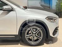 Usata Mercedes GLA200 Premium 150 CV (110 kW) 2021 Grigio SUV