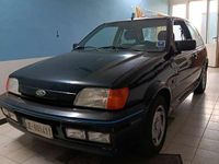 Usata Ford Fiesta 94 CV (69 kW) 1990 Nero Utilitaria