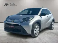 Usata Toyota Aygo X Active 72 CV (52 kW) 2022 Grigio SUV