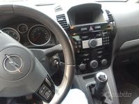 Usata Opel Zafira 125 CV (91 kW) 2010 Blu Monovolume