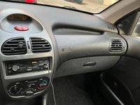 Usata Peugeot 206 88 CV (64 kW) 2005 Utilitaria