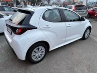 Usata Toyota Yaris Active 72 CV (52 kW) 2023 Bianco Utilitaria