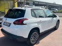 Usata Peugeot 2008 Active 82 CV (60 kW) 2017 Bianco SUV