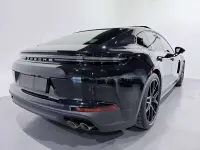 Usata Porsche Panamera 470 CV (345 kW) 2025 Nero Utilitaria