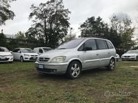 Usata Opel Zafira Elegance 102 CV (75 kW) 2004 Grigio Monovolume