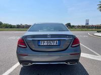 Usata Mercedes E220 Premium 194 CV (142 kW) 2018 Grigio Berlina