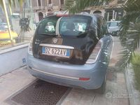 Usata Lancia Ypsilon 80 CV (58 kW) 2010 Blu Utilitaria