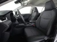 Usata Toyota RAV4 Hybrid 178 CV (130 kW) 2021 Grigio SUV