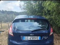 Usata Ford Fiesta 60 CV (44 kW) 2015 Blu Utilitaria