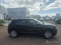 Usata Jeep Avenger Altitude 101 CV (74 kW) 2025 Nero SUV
