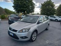 Begagnad Ford Focus 110 HK (80 kW) 2011 Grå Sedan