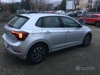 Usata VW Polo Style 95 CV (69 kW) 2023 Grigio Berlina