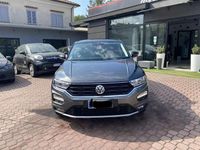 Usata VW T-Roc R-line 116 CV (85 kW) 2020 Nero SUV
