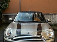 Usata Mini Cooper Cabriolet 120 CV (88 kW) 2010 Verde Cabrio