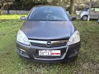 Usata Opel Astra Cosmo 110 CV (80 kW) 2009 Grigio Berlina