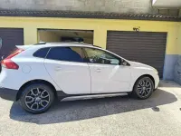 Usata Volvo V40 CC Momentum 150 CV (110 kW) 2016 Bianco Station wagon