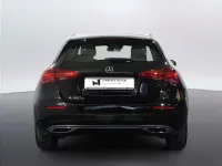 Usata Mercedes A180 AMG Line Premium Plus 116 CV (85 kW) 2023 Nero metallizzato Berlina