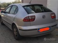 Begagnad Seat Leon 110 HK (80 kW) 2004 Grå Sedan