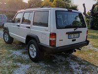 Usata Jeep Cherokee Sport 116 CV (85 kW) 1999 Bianco SUV