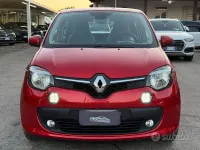 Usata Renault Twingo SE 69 CV (50 kW) 2015 Rosso Utilitaria