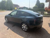 Usata Tesla Model Y RWD 125 kW (170 CV) 2024 Nero SUV