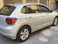 Usata VW Polo Comfortline 80 CV (58 kW) 2019 Grigio metallizzato Utilitaria