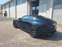 Usata Jaguar F-Type R 575 CV (422 kW) 2022 Verde Coupé