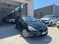 Usata BMW 218 Luxury Line 150 CV (110 kW) 2016 Nero Station wagon