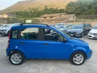 Usata Fiat Panda Dynamic 69 CV (50 kW) 2005 Blu Utilitaria