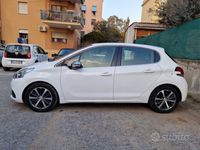 usata Peugeot 208 Allure 1.2 82cv