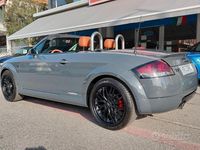 Usata Audi TT Roadster 179 CV (131 kW) 2000 Grigio topo perlato Cabrio
