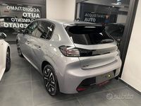 Usata Peugeot 208 Allure 101 CV (74 kW) 2024 Grigio Utilitaria