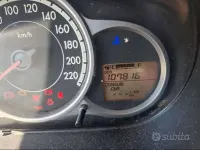 Usata Mazda 2 Energy 75 CV (55 kW) 2012 Grigio Utilitaria