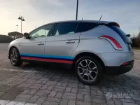 Usata Lancia Delta 120 CV (88 kW) 2011 Grigio Utilitaria