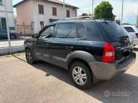 Usata Hyundai Tucson Active 140 CV (102 kW) 2006 Nero SUV