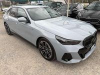 Usata BMW 520 M Sport 197 CV (144 kW) 2025 Brooklyn grey metallic Berlina