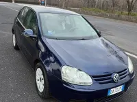Usata VW Golf IV Trendline 75 CV (55 kW) 2004 Blu Berlina