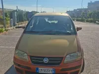 Usata Fiat Idea 69 CV (50 kW) 2004 Arancione Monovolume
