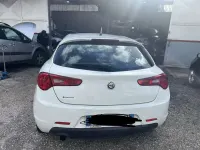 Usata Alfa Romeo Giulietta Exclusive 105 CV (77 kW) 2011 Utilitaria