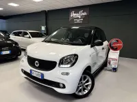 Usata Smart ForFour 71 CV (52 kW) 2017 Bianco Utilitaria