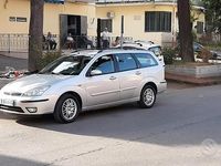 Usata Ford Focus Ghia 115 CV (84 kW) 2002 Grigio Station wagon