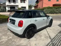 Usata Mini Cooper D Business 116 CV (85 kW) 2017 Grigio Utilitaria