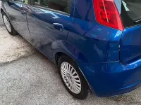 Usata Fiat Grande Punto 75 CV (55 kW) 2005 Bluazzurro Utilitaria