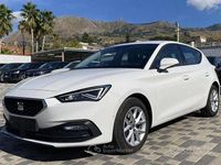 Usata Seat Leon Style 150 CV (110 kW) 2022 Bianco Berlina
