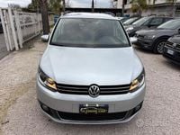 Usata VW Touran Comfortline 105 CV (77 kW) 2012 Grigio Monovolume
