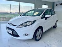 Usata Ford Fiesta 70 CV (51 kW) 2012 Bianco Utilitaria