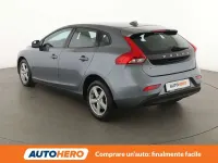 Usado Volvo V40 Kinetic 120 CV (88 kW) 2017 Gris Familiar