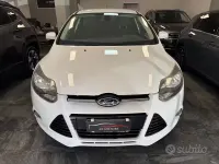 Usata Ford Focus Titanium 95 CV (69 kW) 2013 Bianco Berlina