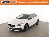 Usata Volvo V40 CC Business Edition 119 CV (87 kW) 2020 Bianco Station wagon