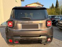 Usata Jeep Renegade Trailhawk 170 CV (125 kW) 2017 Grigio scuro SUV